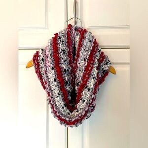 NWOT Red/grey/white infinity scarf